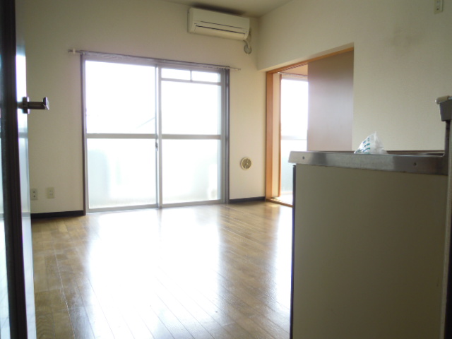 Living and room