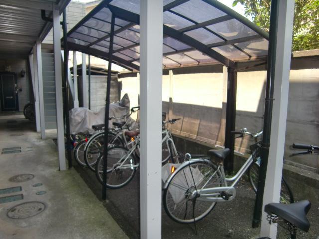 Other common areas. Place for storing bicycles