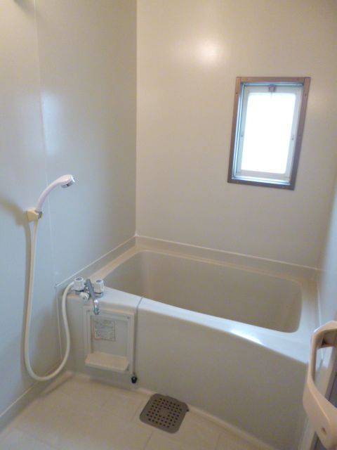 Bath. Convenient to ventilation bath with a window