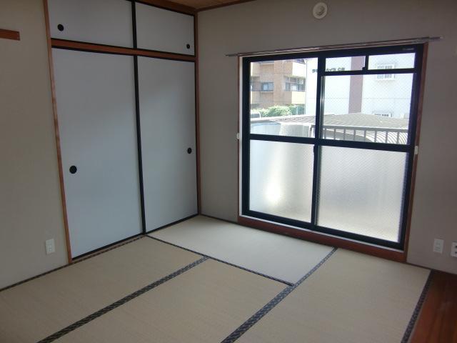 Other room space. Japanese-style room (same type)