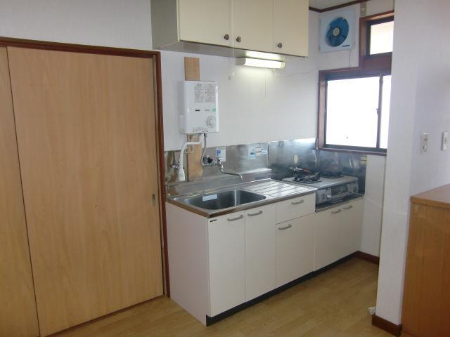 Kitchen. Kitchen 2