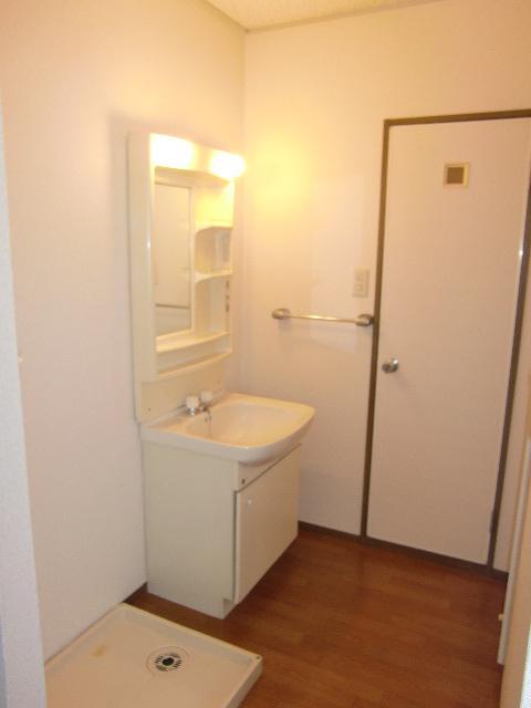 Washroom. Washroom