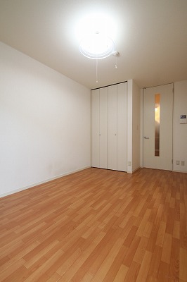 Other room space.  ※ Same building ・ It is a photograph of another room. 