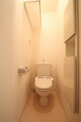 Toilet.  ※ Same building ・ It is a photograph of another room. 