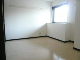 Living and room. Western-style 6.9 tatami rooms