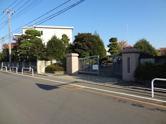 Primary school. Tsurugashima the second elementary school