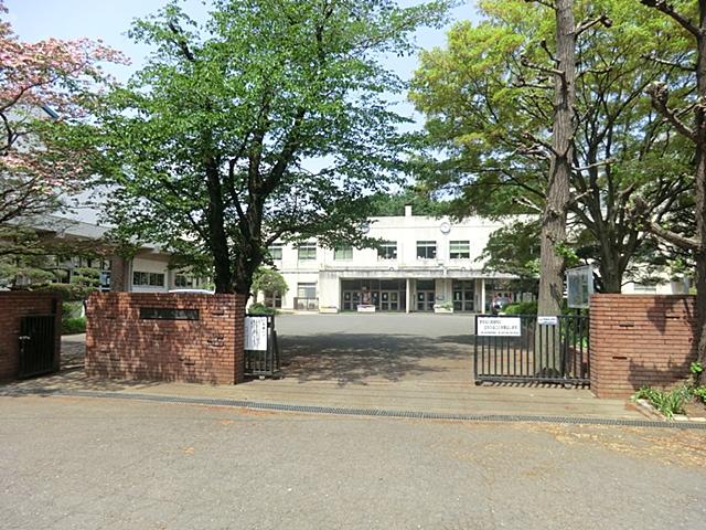 Junior high school. Tsurugashima 479m to stand Tsurugashima junior high school