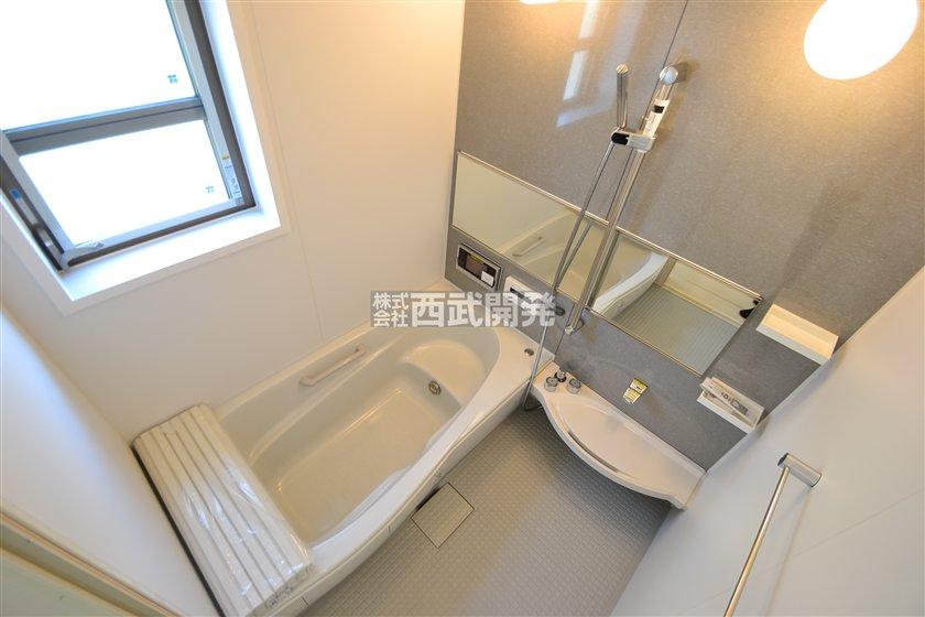 Same specifications photo (bathroom). Seller construction cases Placement ・ The color is different. 