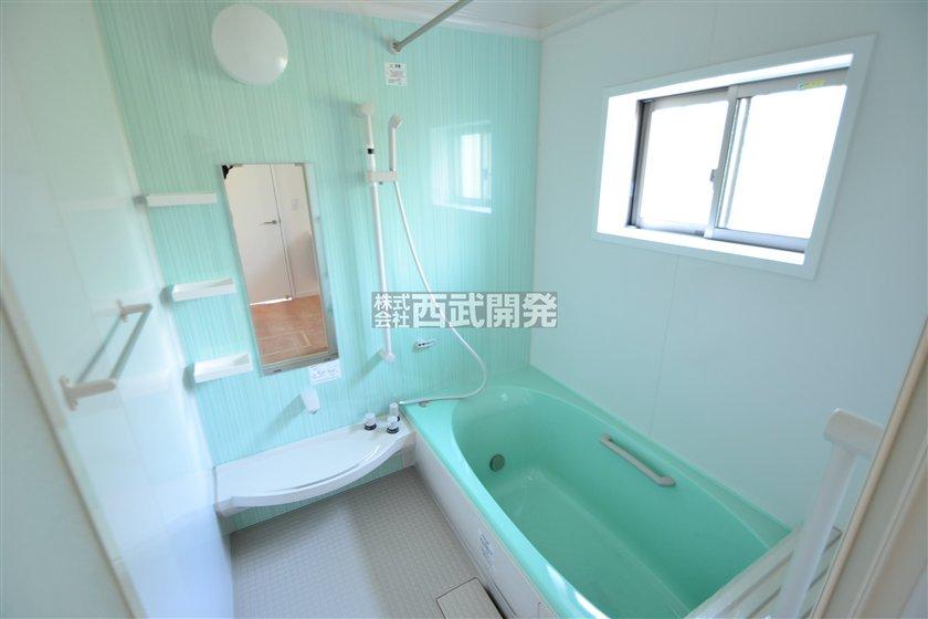 Same specifications photo (bathroom). Color ・ Arrangement and the like are different. For more information, please contact. 