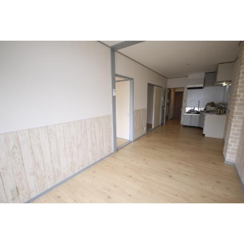 Living and room