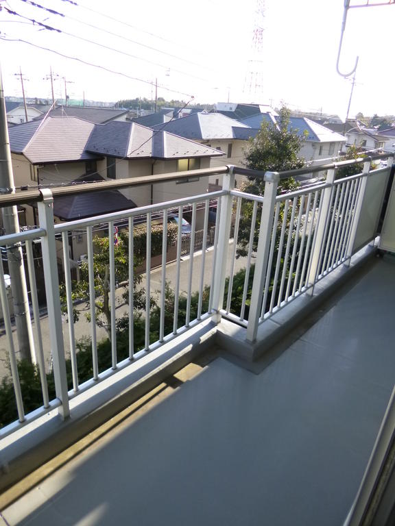 Balcony. There is no tall buildings near