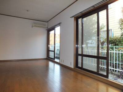Living and room