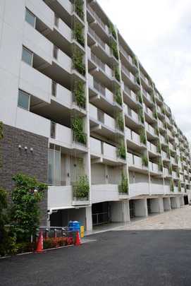 Local appearance photo. Mansion appearance