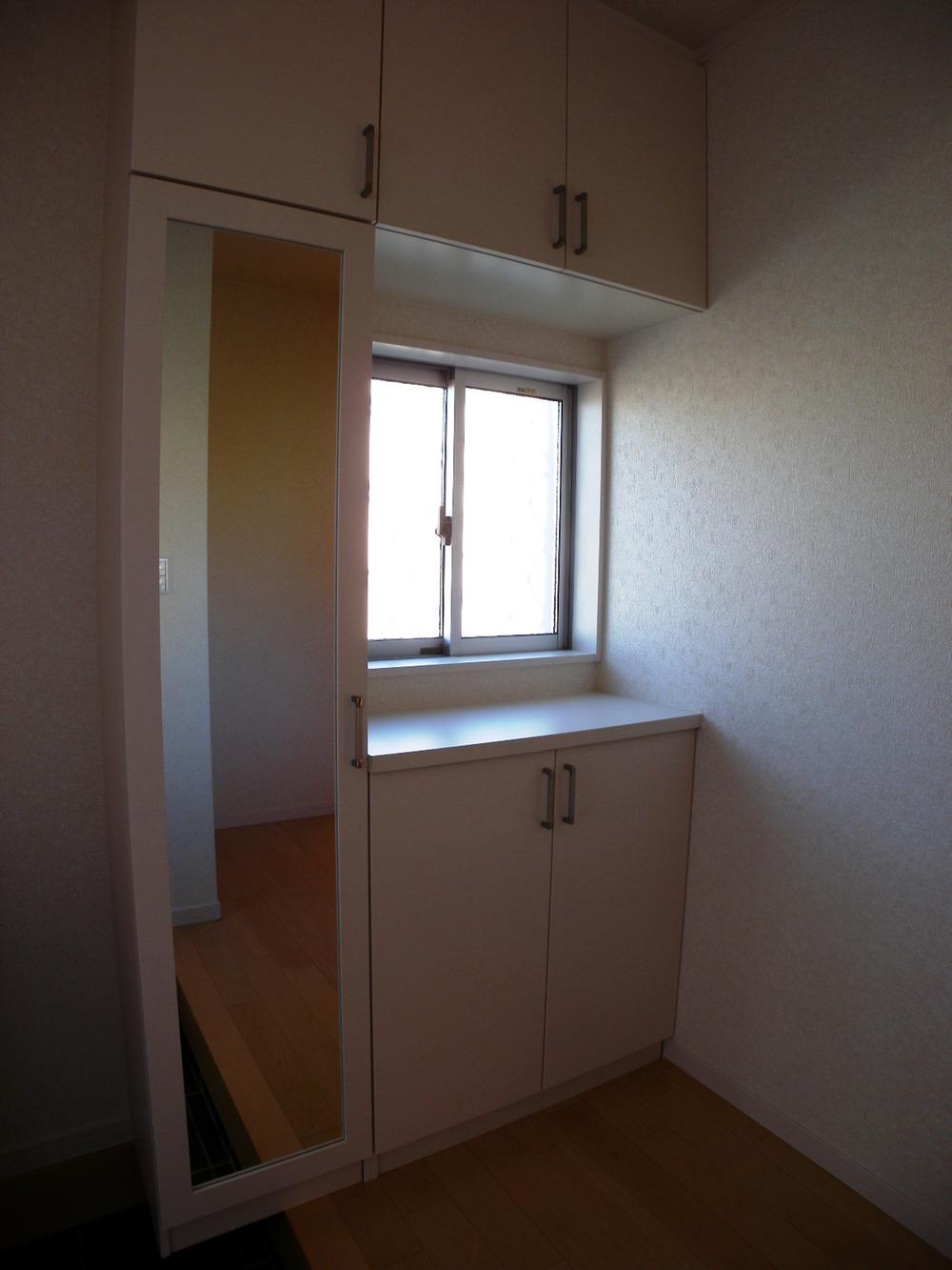 Entrance. Indoor (11 May 2013) Shooting