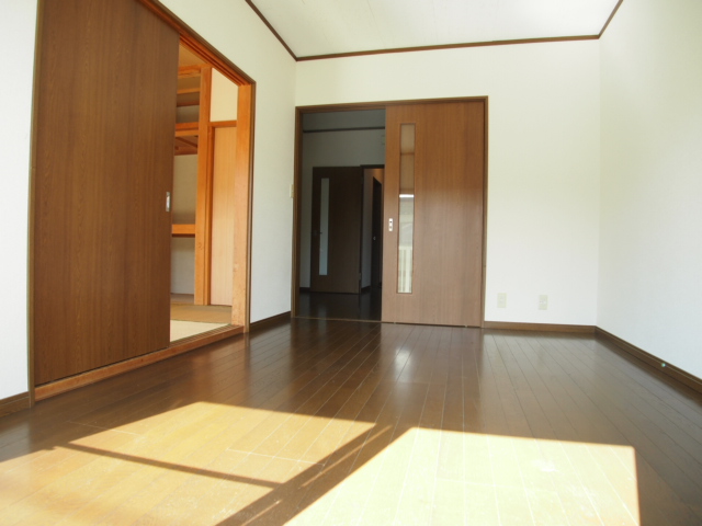 Living and room