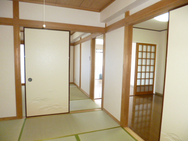Living and room