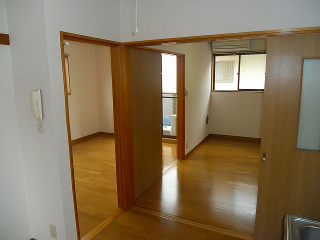 Living and room