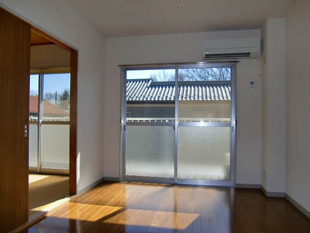 Living and room