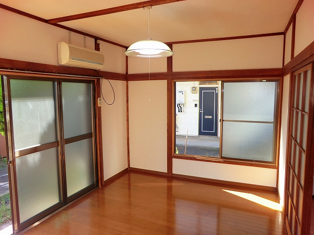 Living and room