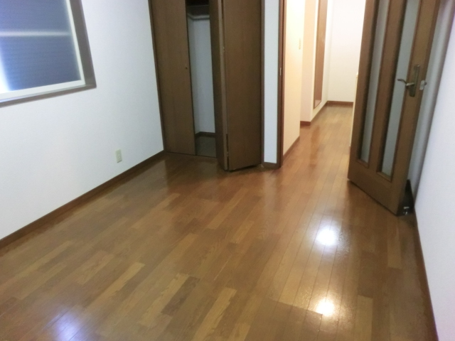 Living and room