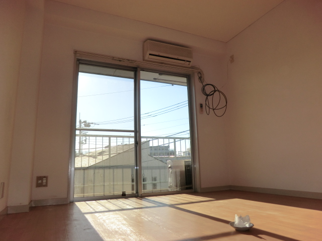 Living and room