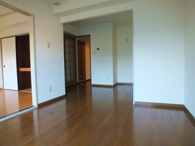 Living and room