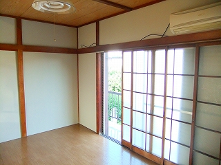 Living and room