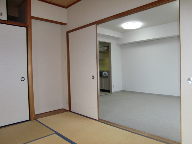 Living and room