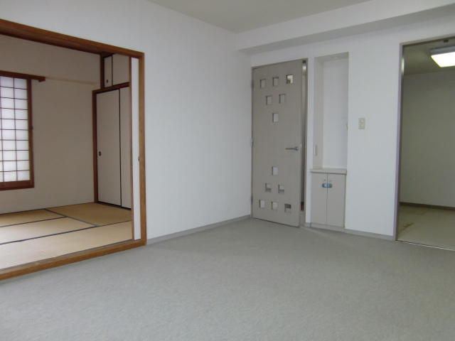Living and room