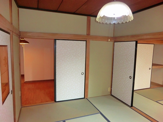 Living and room