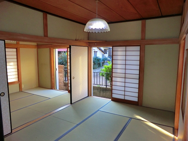 Living and room