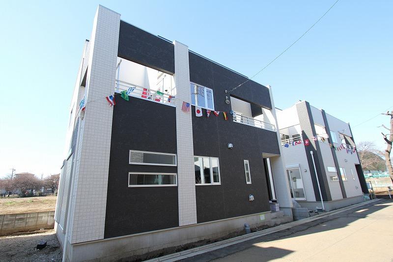 Same specifications photos (appearance). Construction example: Appearance