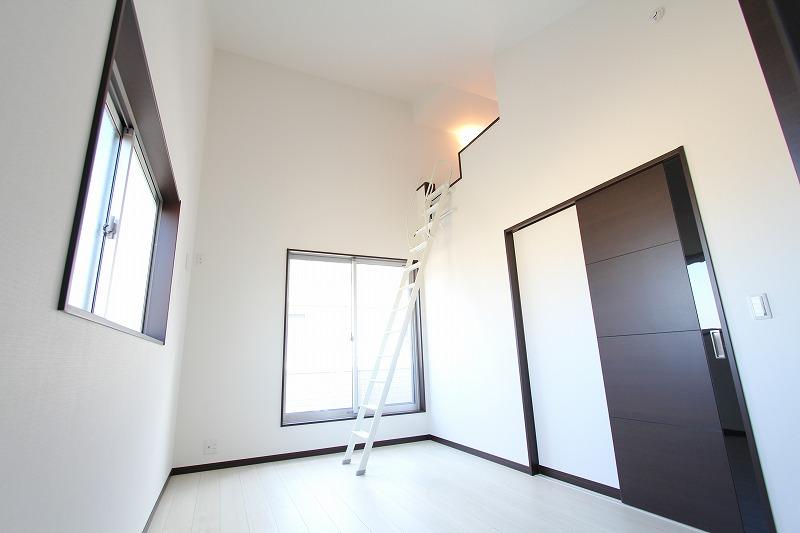 Same specifications photos (Other introspection). Construction example: With loft Western-style