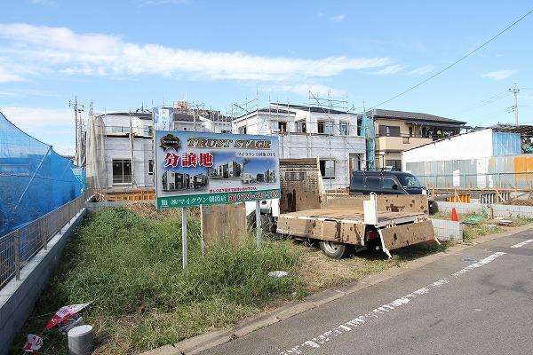 Local appearance photo. Local (10 May 2013) Shooting