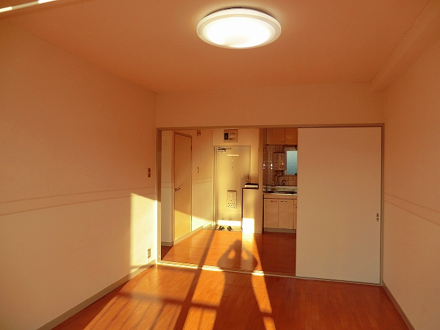 Living and room