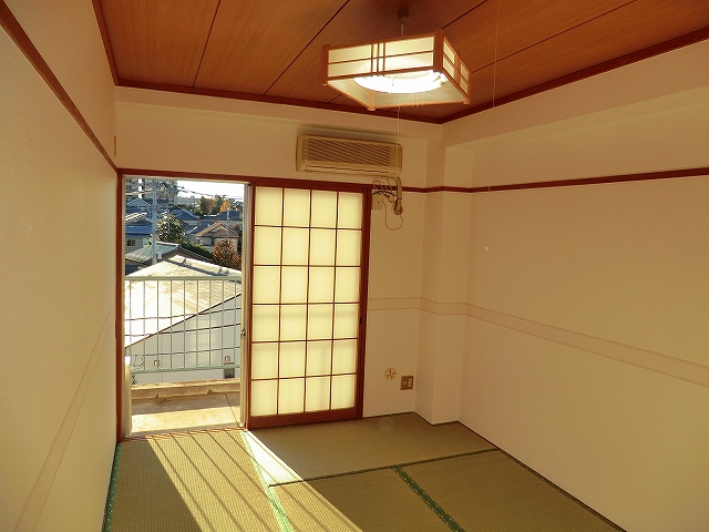 Living and room