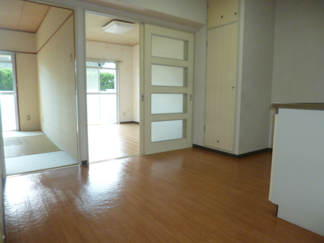 Living and room