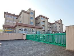 Primary school. 463m to Wako City Kitahara elementary school