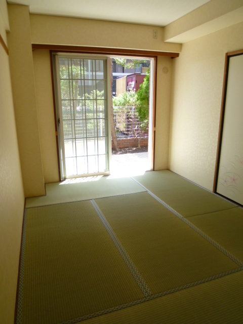 Other room space