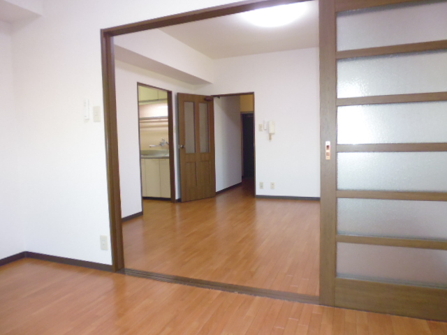 Living and room