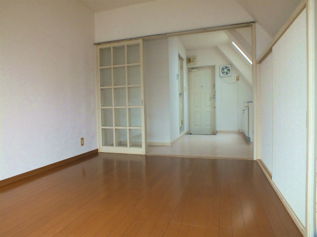 Living and room