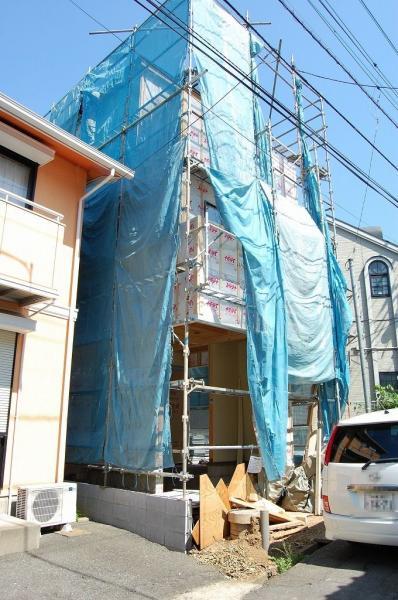 Local appearance photo. Local (mid-September shooting 2013)