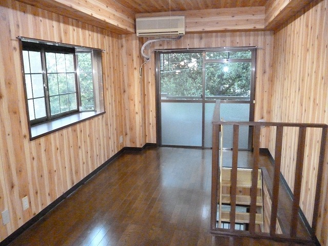 Living and room