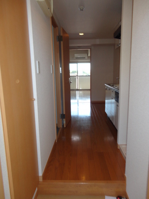 Entrance. ※ Photos are separate in Room