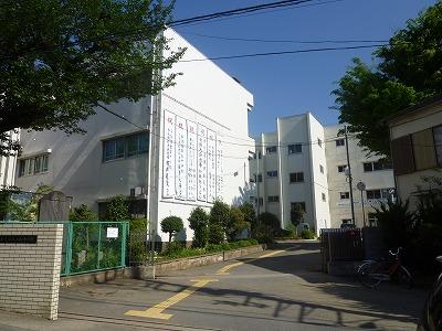 Junior high school. 1803m until Wako Municipal Yamato Junior High School