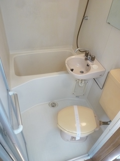 Bath. unit bus