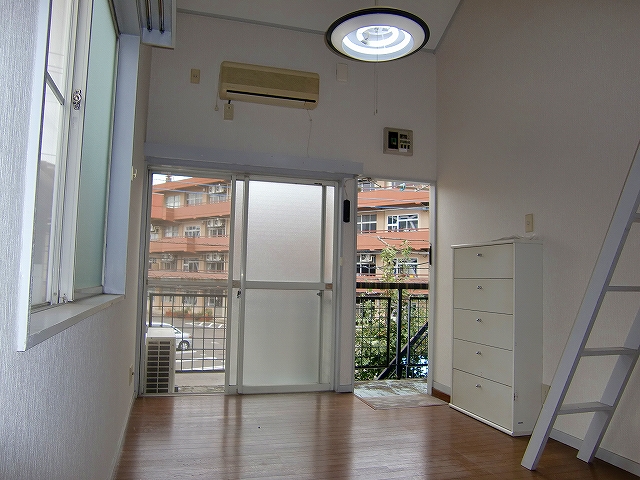 Living and room