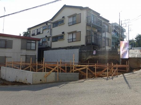 Local appearance photo. Local (12 May 2013) Shooting