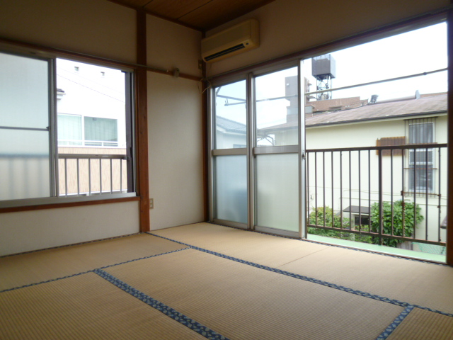 Living and room