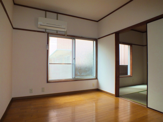 Living and room